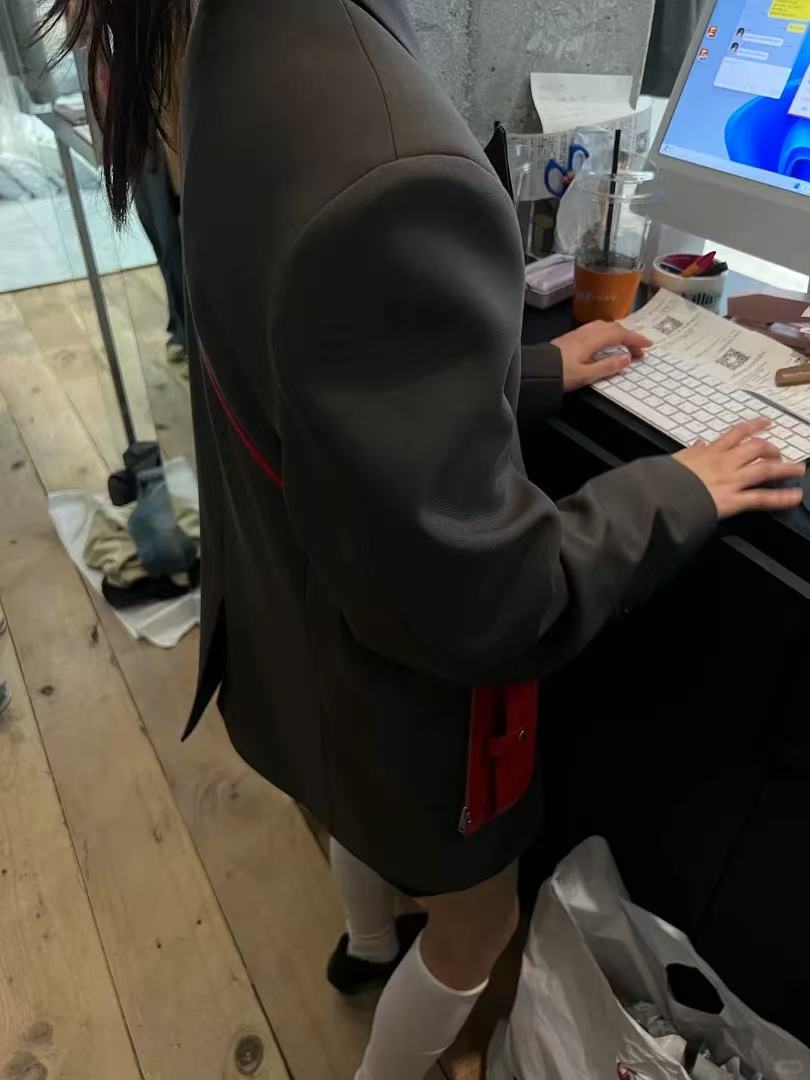 T1307 Men's suits