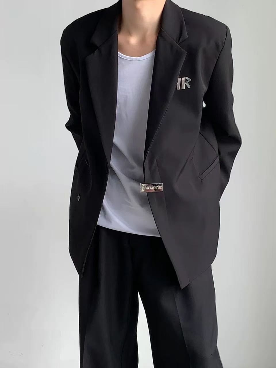 T1330 Men's suits