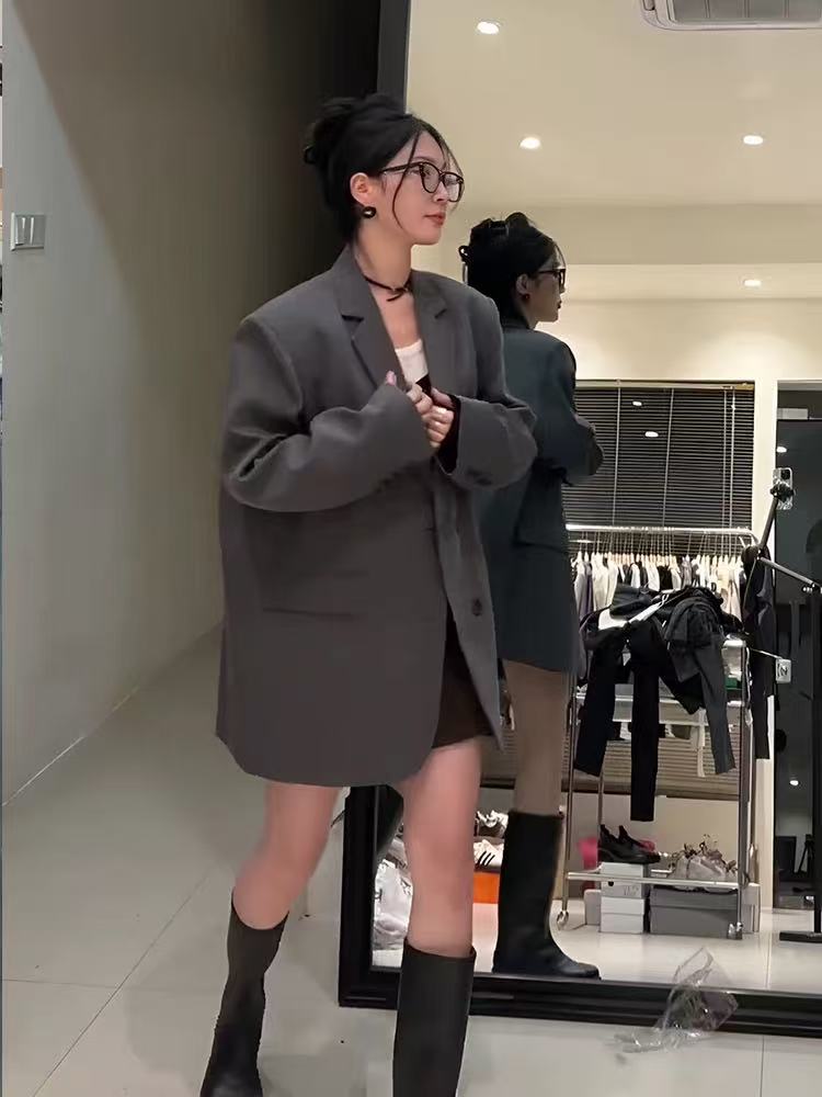 T1339 Women's suits