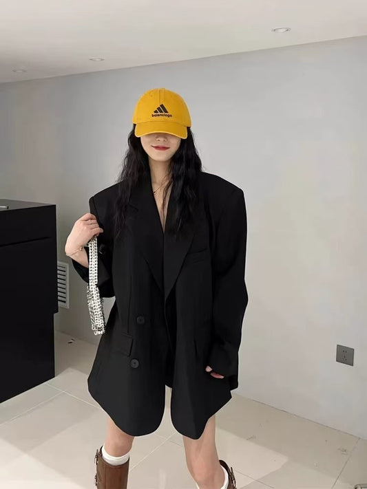 T1342  Women's suits
