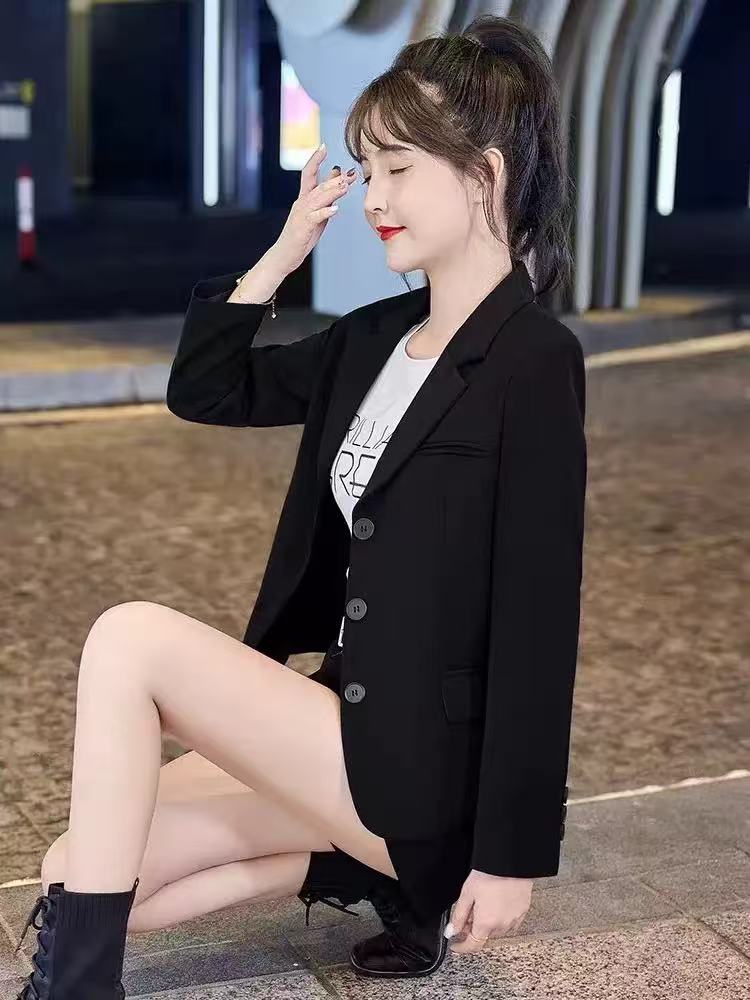 T1355 Women's suits