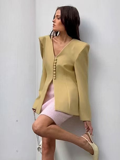 T1179  Women's suits