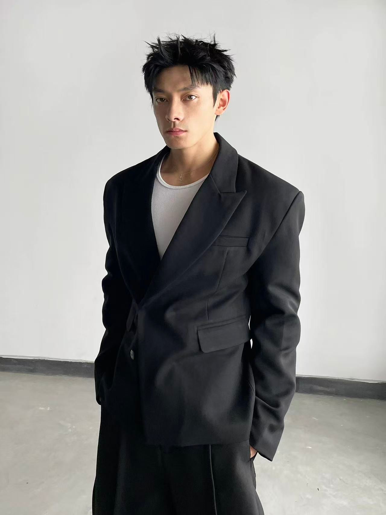 T1376 Men's suits