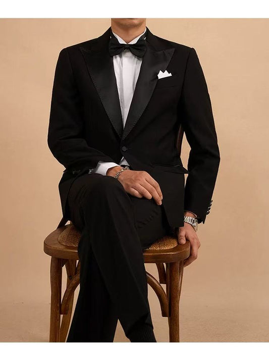T1364  Men's suits
