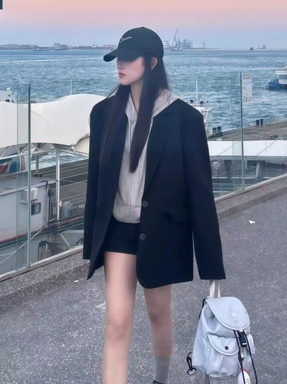 T1426  Women's suits