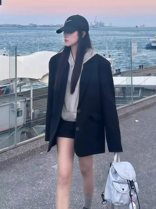 T1426  Women's suits