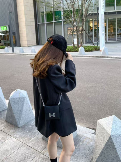 T1468  Women's suits