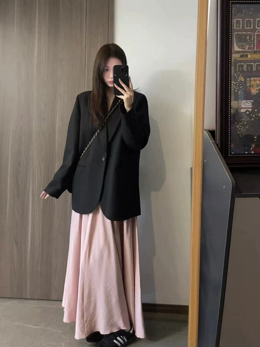 T1580  Women's suits