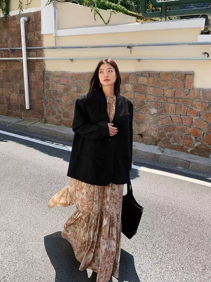 T1680  Women's suits