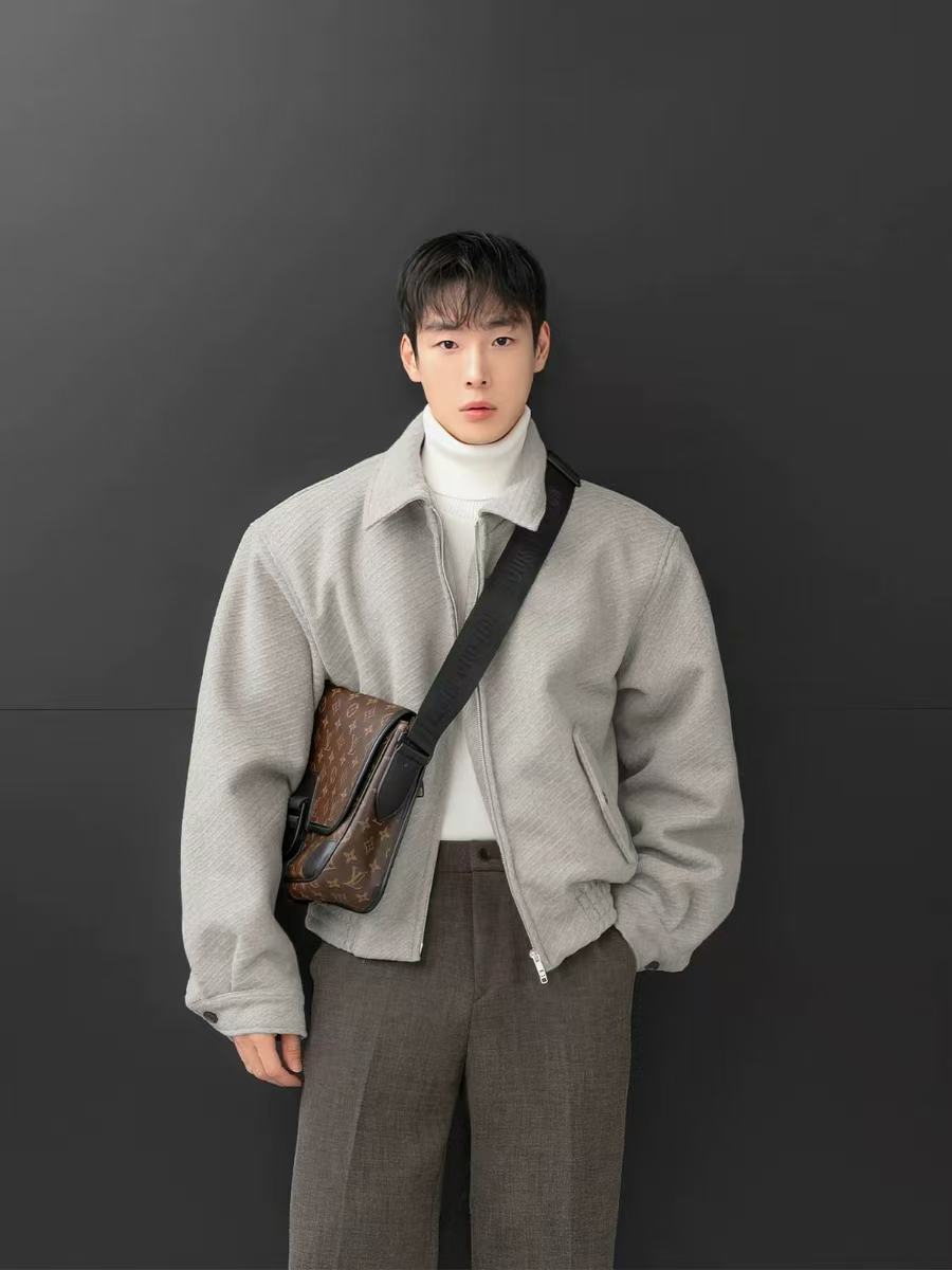 A0426   Men's outerwear