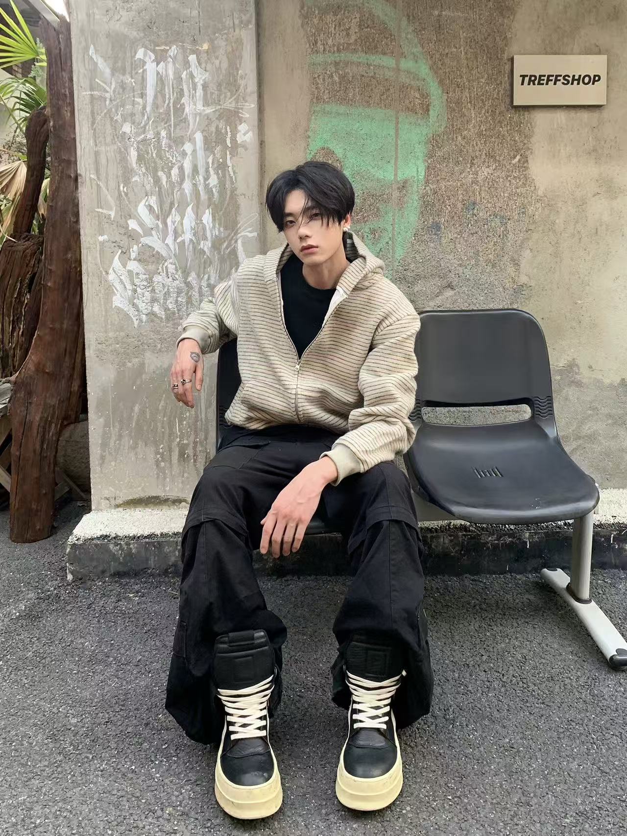 A0642  Men's outerwear