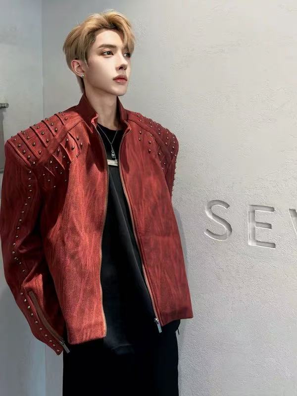 A0704    Men's outerwear