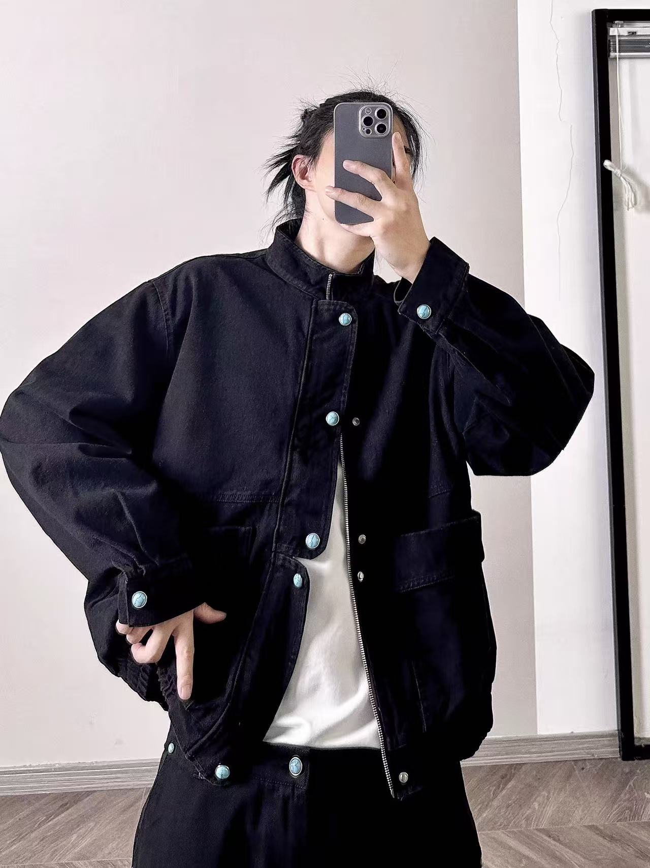 A0879    Men's outerwear
