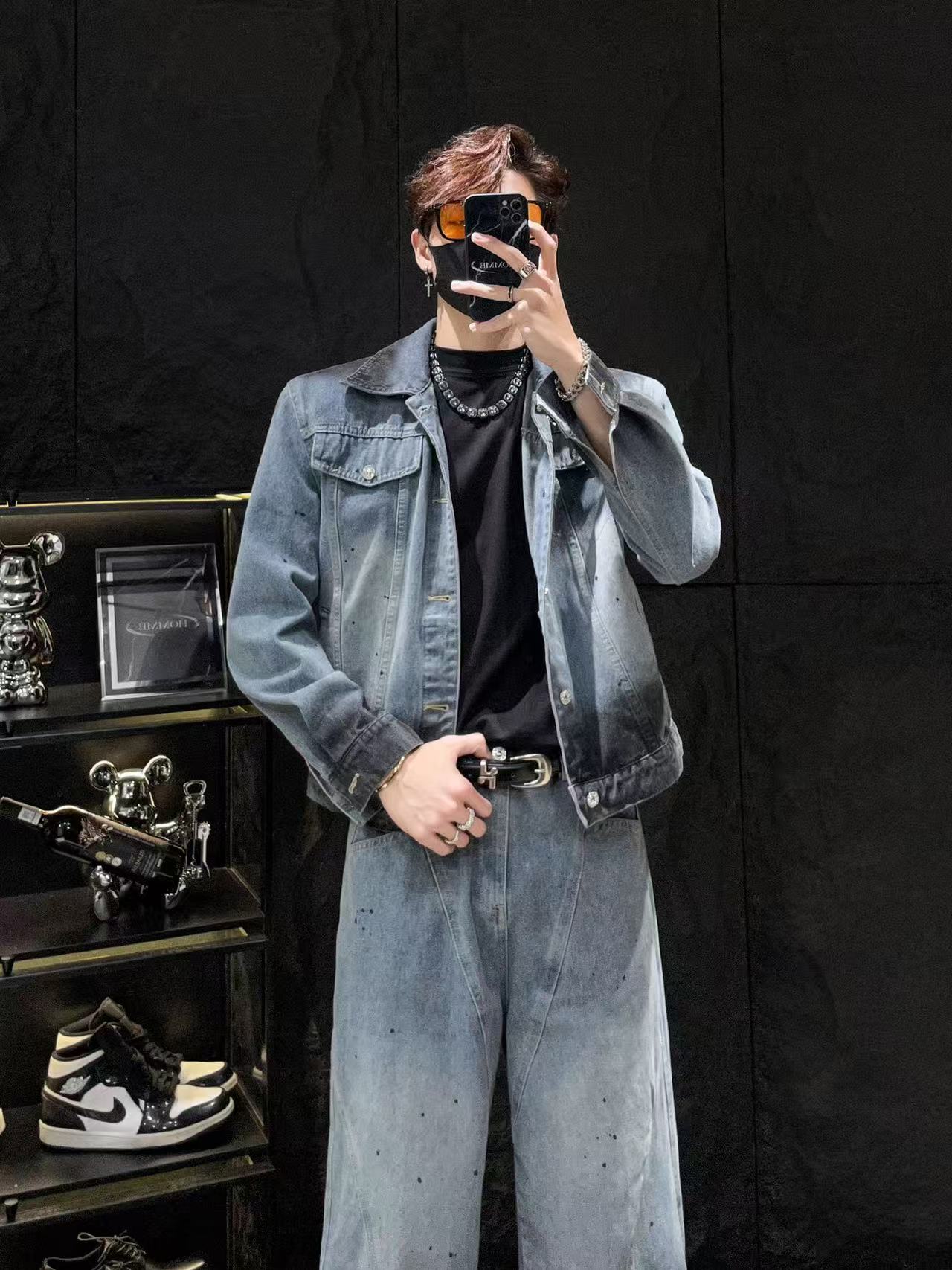 A1076   Men's outerwear
