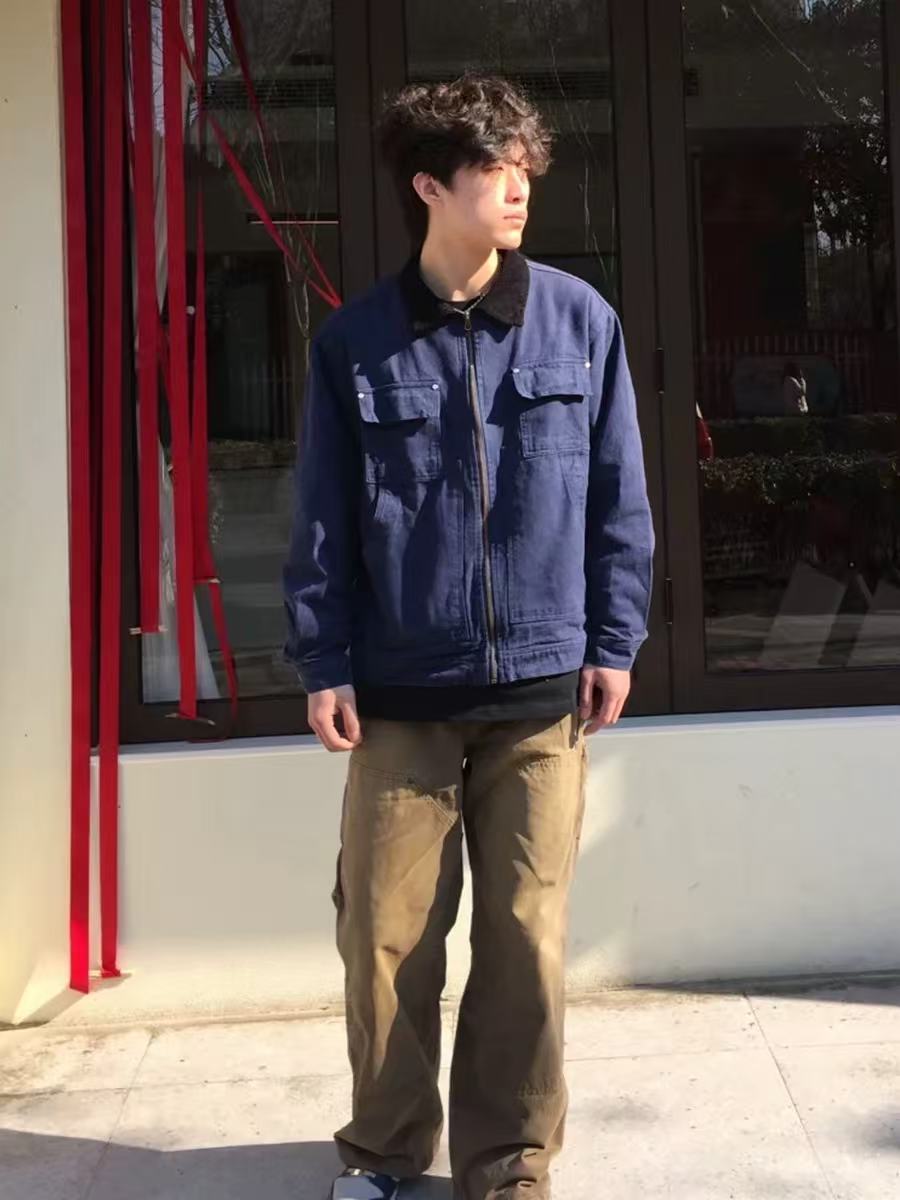 A1690   Men's outerwear
