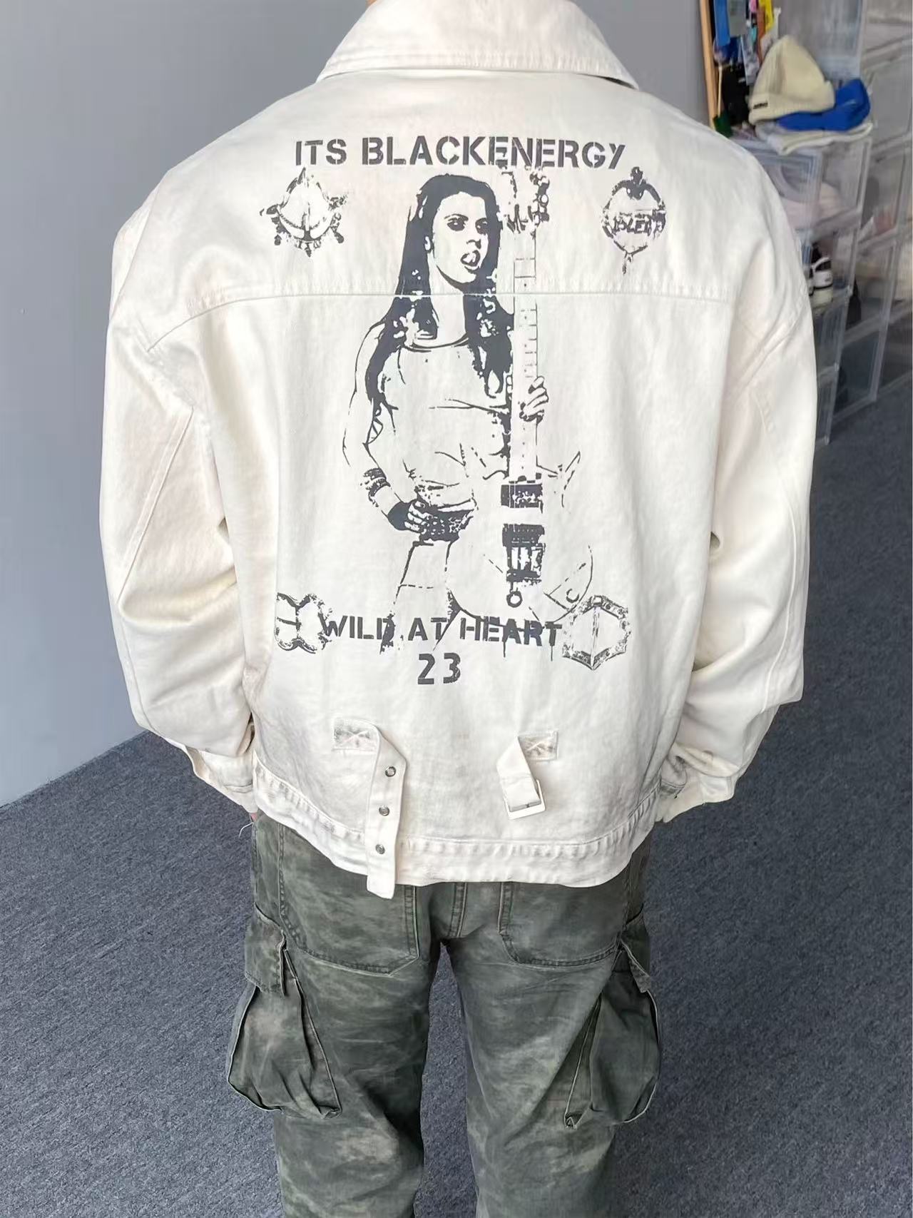 A1749   Men's outerwear