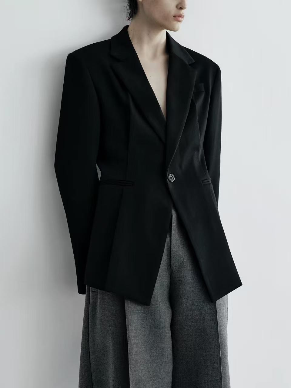 A1838      Men's outerwear