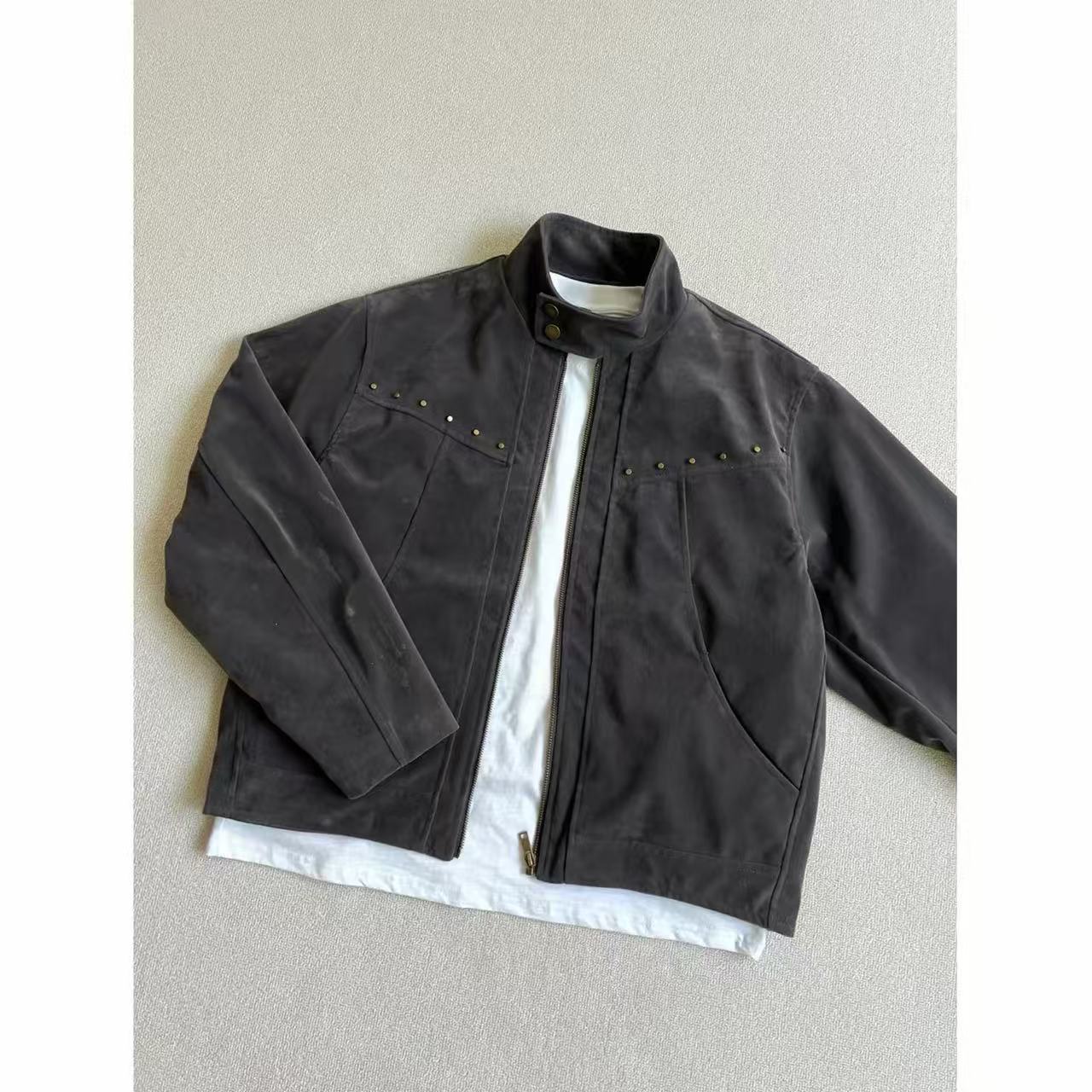 A1835    Men's outerwear