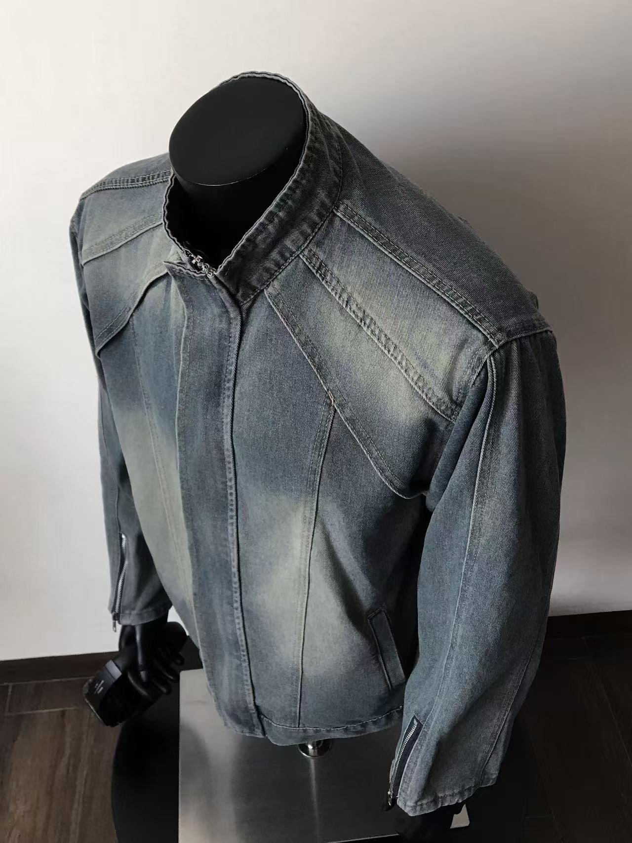 A2042  Men's outerwear