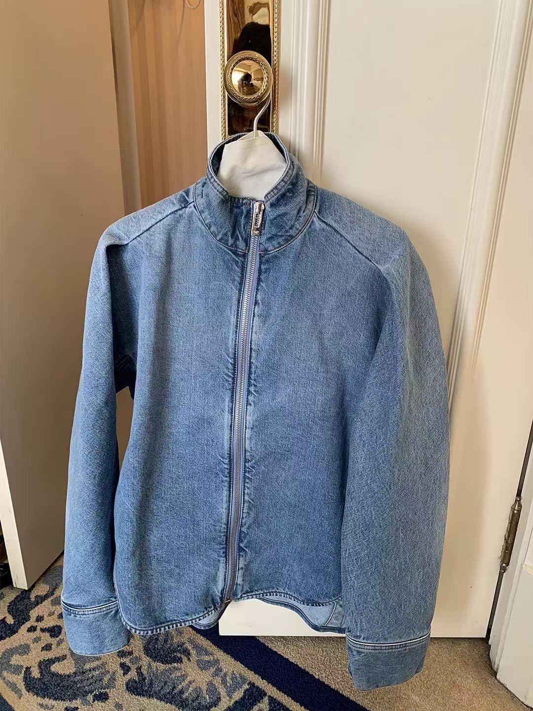 A2399 Men's outerwear