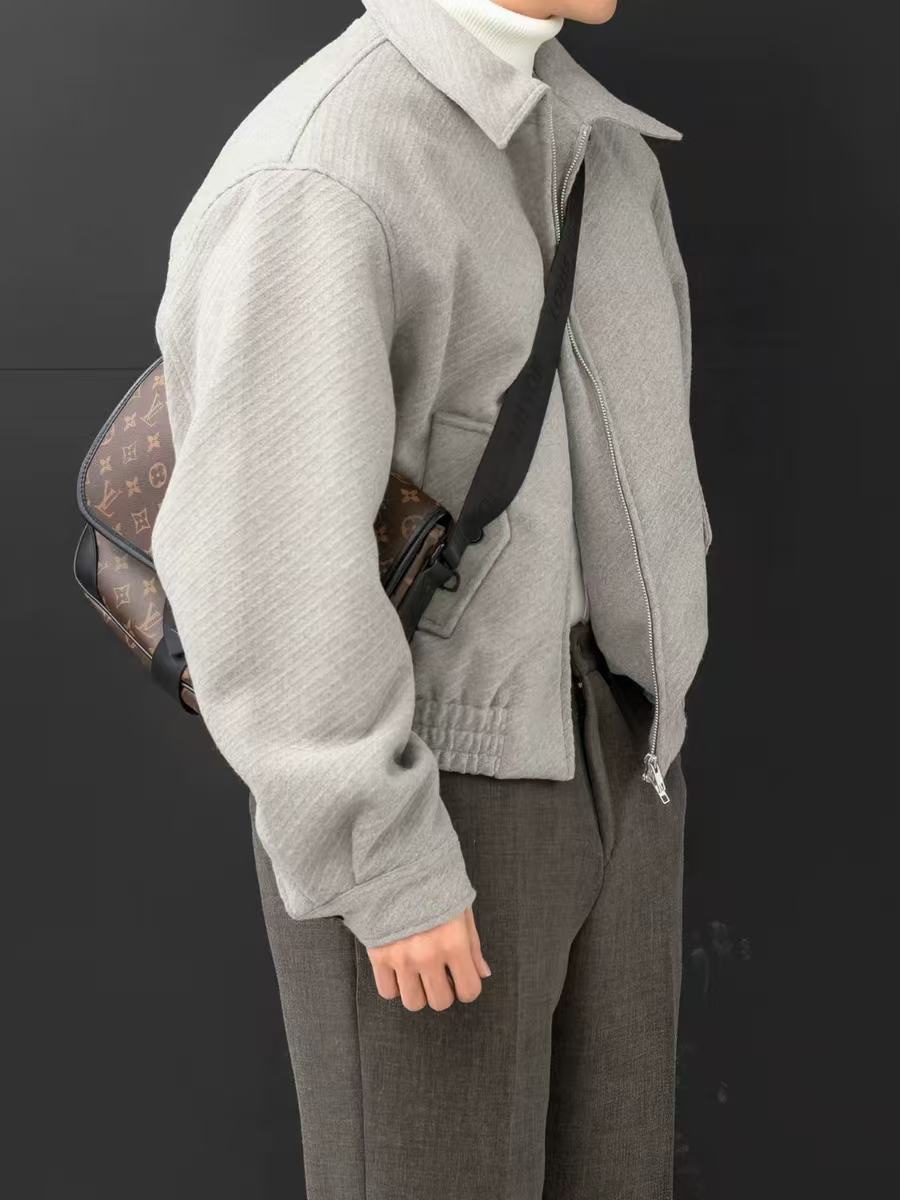 A2480 Men's outerwear